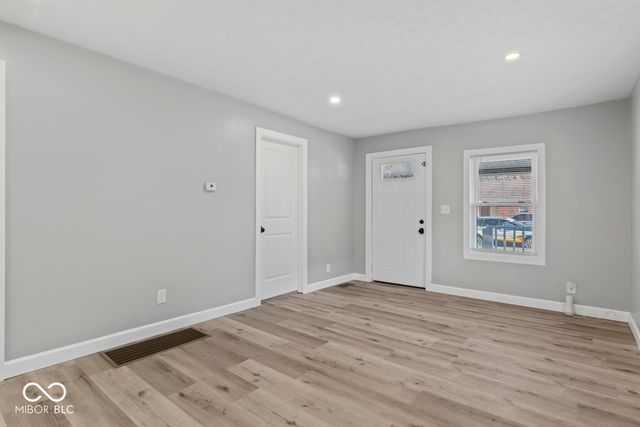 1453 W 34th Street, Indianapolis, IN 46208