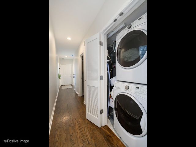 910 N WASHTENAW Avenue 1, Chicago, IL 60622