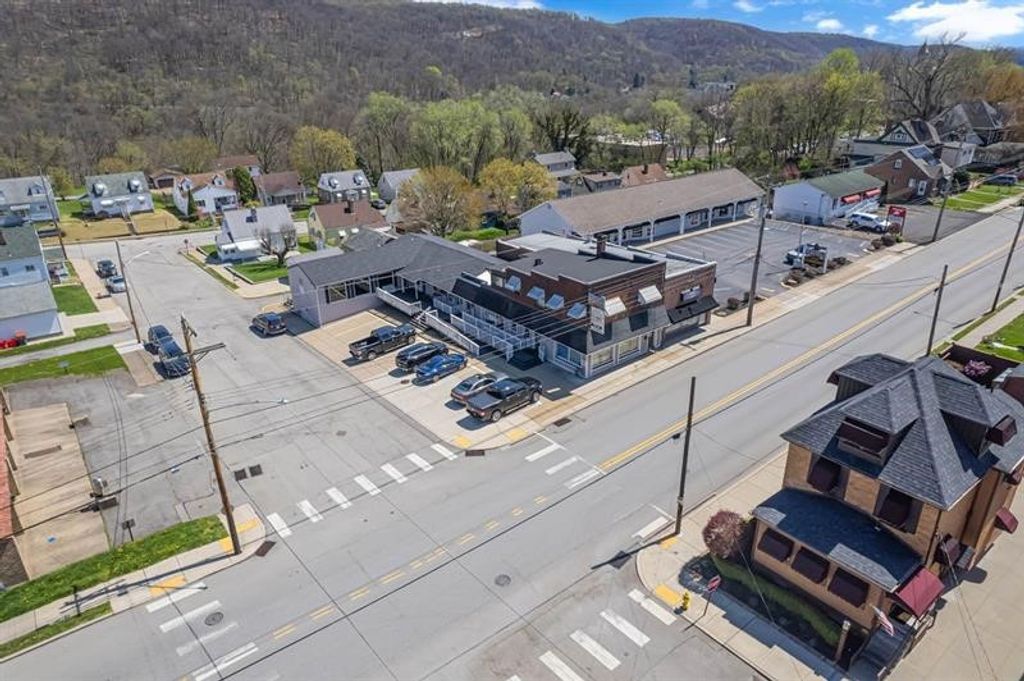 3410-3420 4th Avenue, Beaver Falls, PA 15010