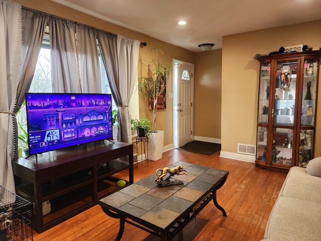 14772 Lincoln Avenue, Dolton, IL 60419