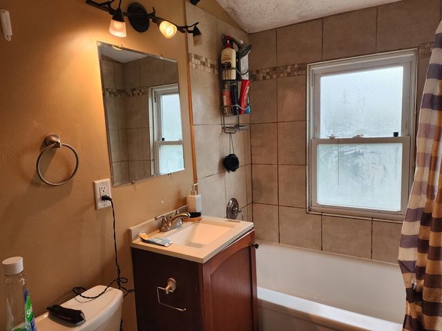 14772 Lincoln Avenue, Dolton, IL 60419