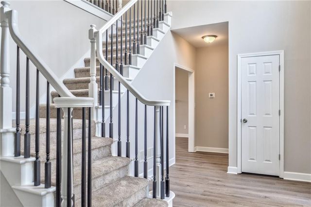 2011 Towne Lake Hills, Woodstock, GA 30189