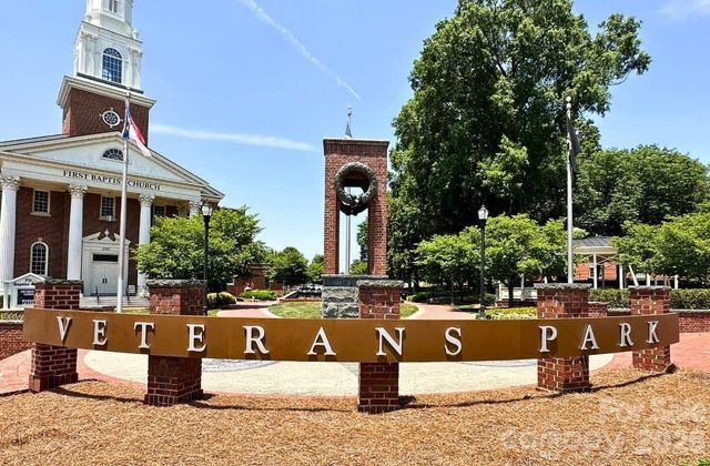 306 York Avenue, Kannapolis, NC 28083