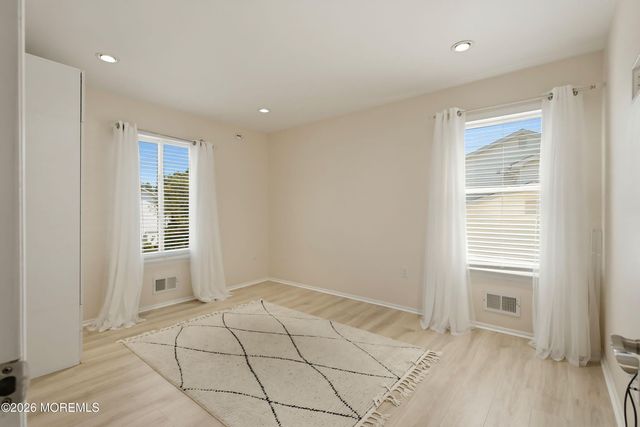 34 Bronia Street, Howell, NJ 07731