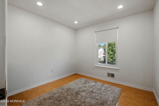 34 Bronia Street, Howell, NJ 07731