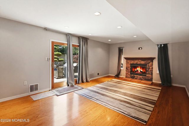 34 Bronia Street, Howell, NJ 07731
