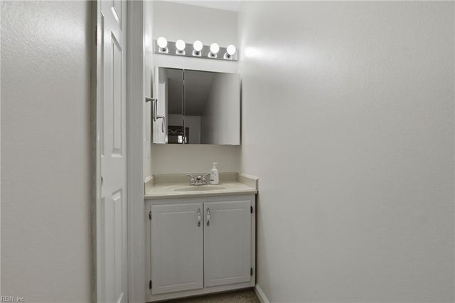 285 Merrimac Trl Unit 8, Williamsburg, VA 23185