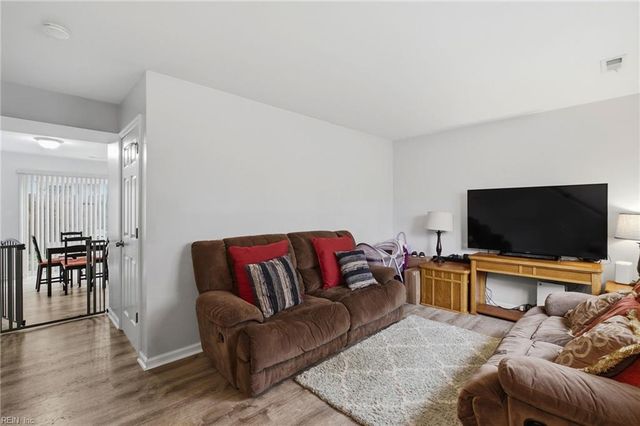 285 Merrimac Trl Unit 8, Williamsburg, VA 23185