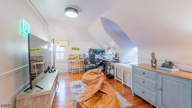 16 West Rd, Millburn Twp., NJ 07078