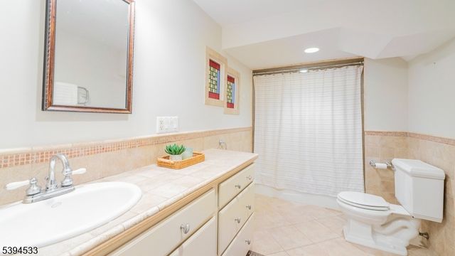16 West Rd, Millburn Twp., NJ 07078