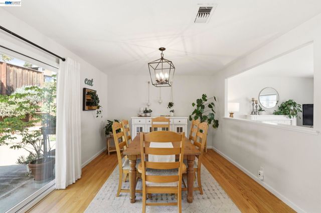 320 Appian Way, Union City, CA 94587
