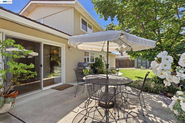 320 Appian Way, Union City, CA 94587
