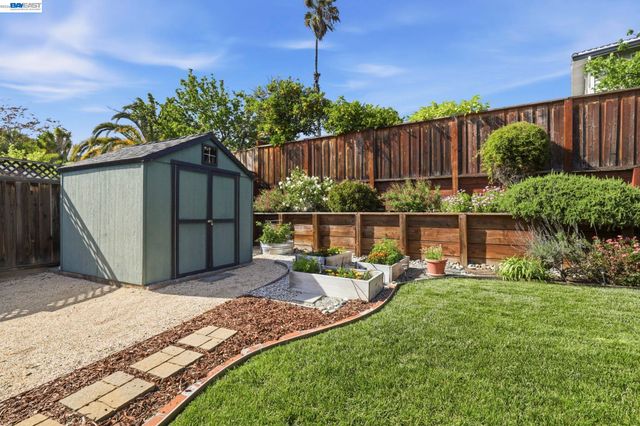 320 Appian Way, Union City, CA 94587