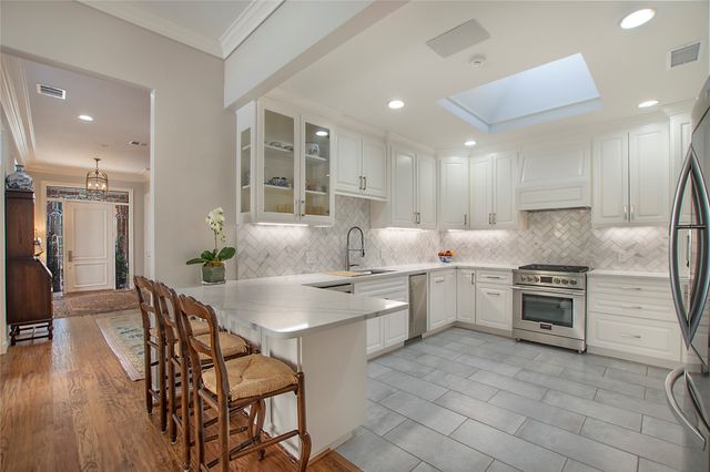 7615 Marquette Street, Dallas, TX 75225