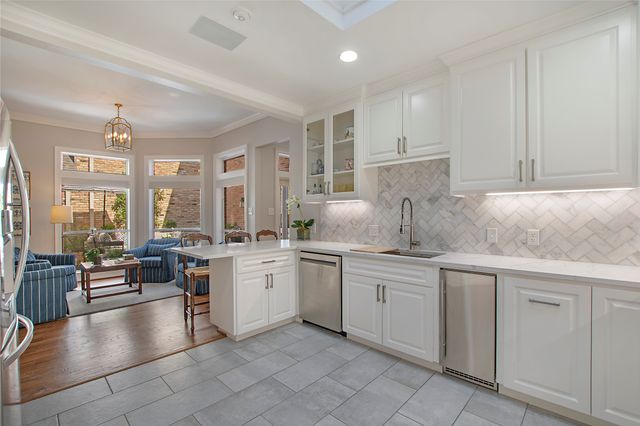 7615 Marquette Street, Dallas, TX 75225