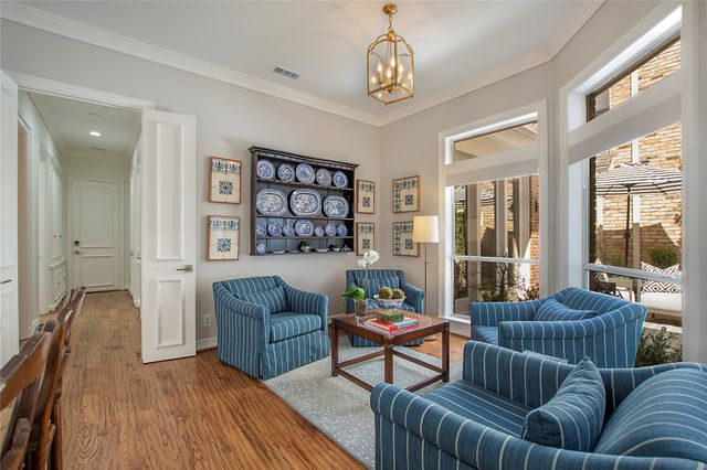 7615 Marquette Street, Dallas, TX 75225