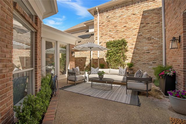 7615 Marquette Street, Dallas, TX 75225