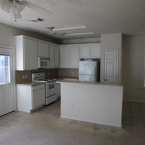 199 W Stedhill Loop, The Woodlands, TX 77384