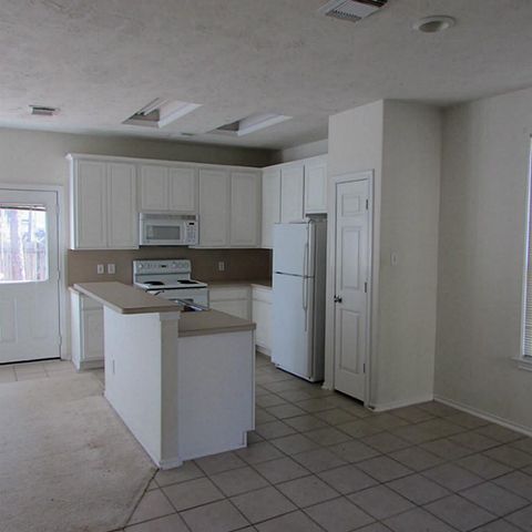 199 W Stedhill Loop, The Woodlands, TX 77384