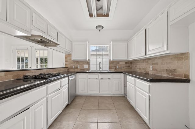 2627 Double Lake Drive, Missouri City, TX 77459