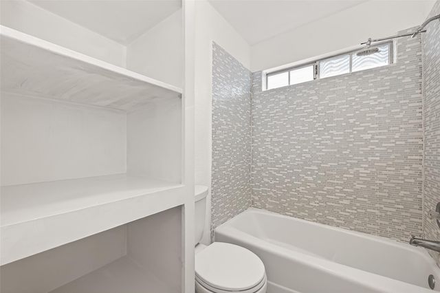 2627 Double Lake Drive, Missouri City, TX 77459