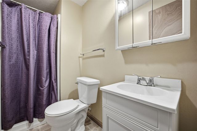 84 Amhurst St, Iowa City, IA 52245