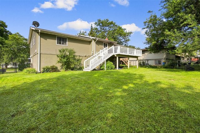 84 Amhurst St, Iowa City, IA 52245