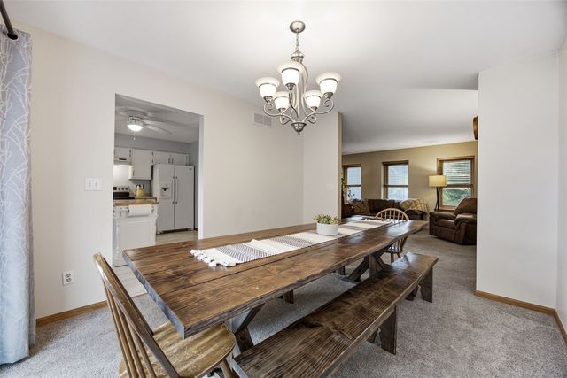 84 Amhurst St, Iowa City, IA 52245