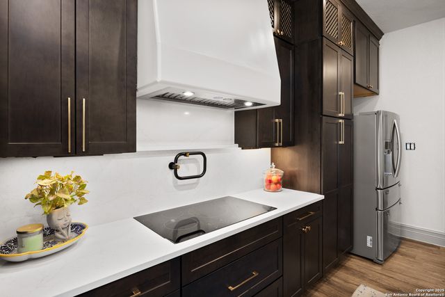 8609 Cavalry Dr, Fair Oaks Ranch, TX 78015