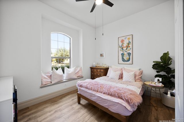 8609 Cavalry Dr, Fair Oaks Ranch, TX 78015