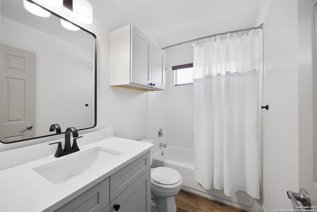 8609 Cavalry Dr, Fair Oaks Ranch, TX 78015