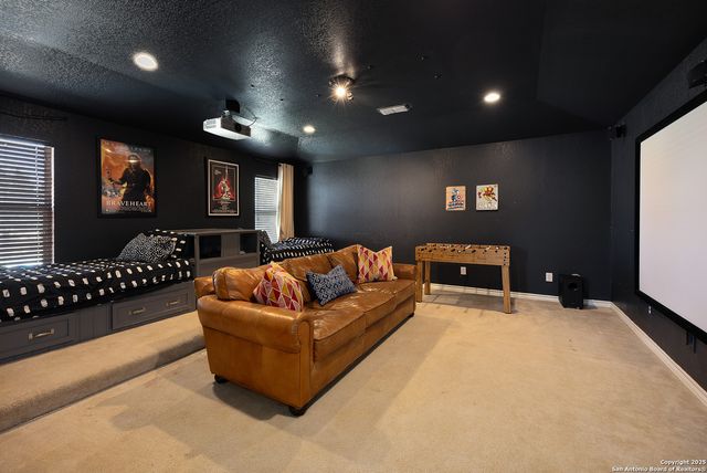 8609 Cavalry Dr, Fair Oaks Ranch, TX 78015