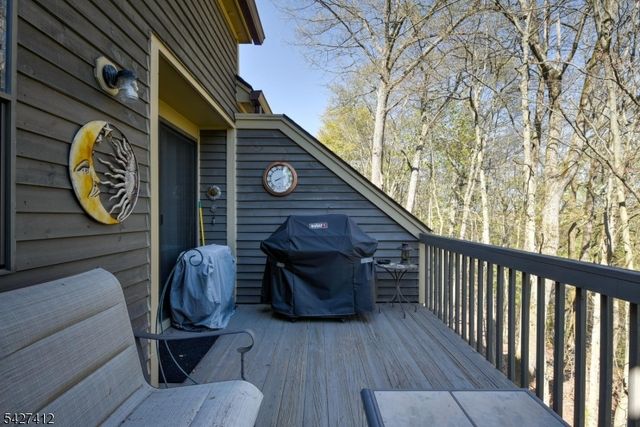 50 Beacon Hill Rd H, West Milford Twp., NJ 07480
