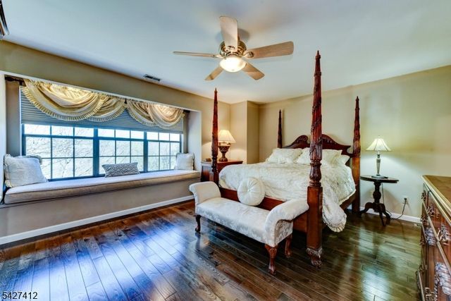 50 Beacon Hill Rd H, West Milford Twp., NJ 07480