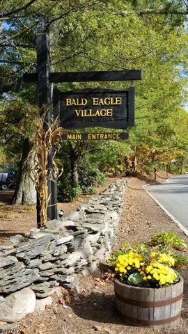 50 Beacon Hill Rd H, West Milford Twp., NJ 07480