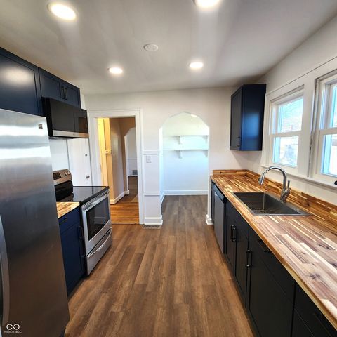 6179 Burlington Avenue, Indianapolis, IN 46220