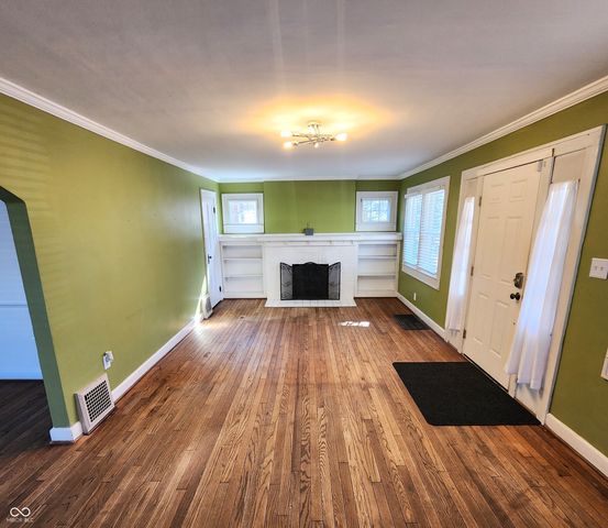 6179 Burlington Avenue, Indianapolis, IN 46220