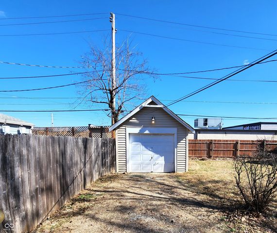 6179 Burlington Avenue, Indianapolis, IN 46220