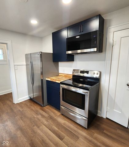 6179 Burlington Avenue, Indianapolis, IN 46220