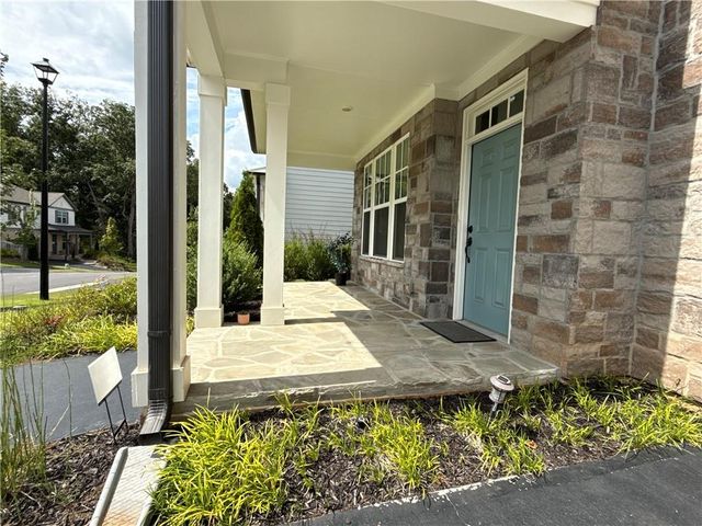 207 Foxhill Drive, Dawsonville, GA 30534