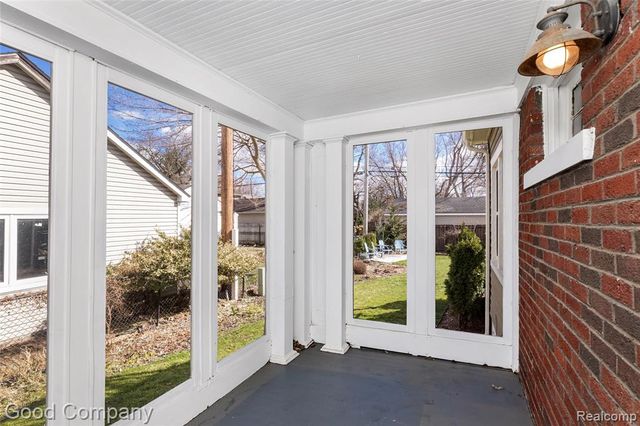 717 W 12 Mile Road, Royal Oak, MI 48073