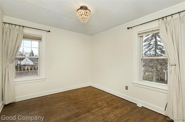 717 W 12 Mile Road, Royal Oak, MI 48073