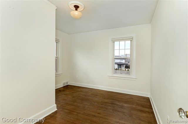 717 W 12 Mile Road, Royal Oak, MI 48073