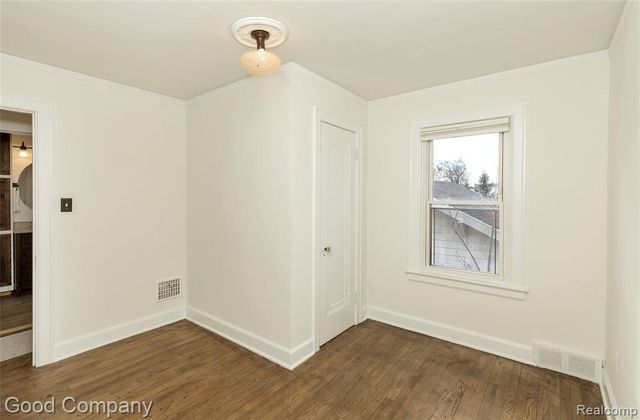 717 W 12 Mile Road, Royal Oak, MI 48073