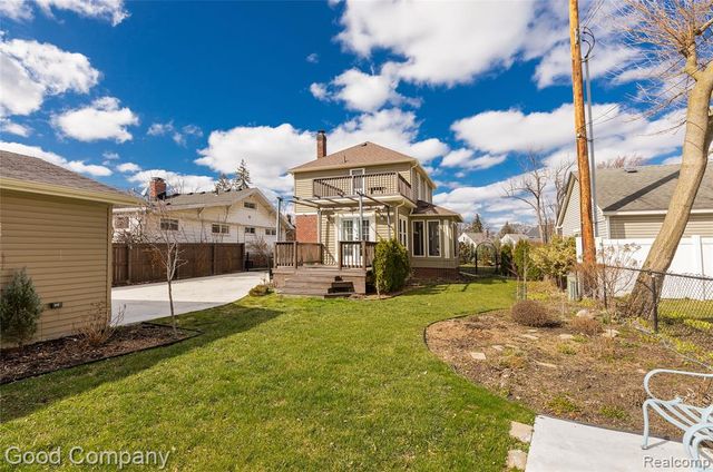 717 W 12 Mile Road, Royal Oak, MI 48073