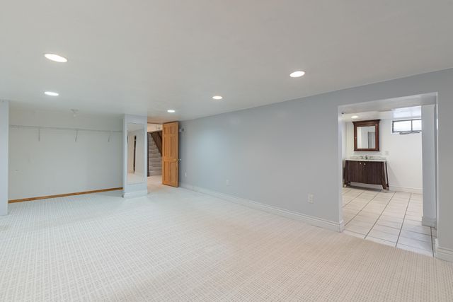 5235 W Ridgewood Road 5235 W Ridgewood Road, Springfield, OH 45503