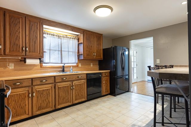 5235 W Ridgewood Road 5235 W Ridgewood Road, Springfield, OH 45503