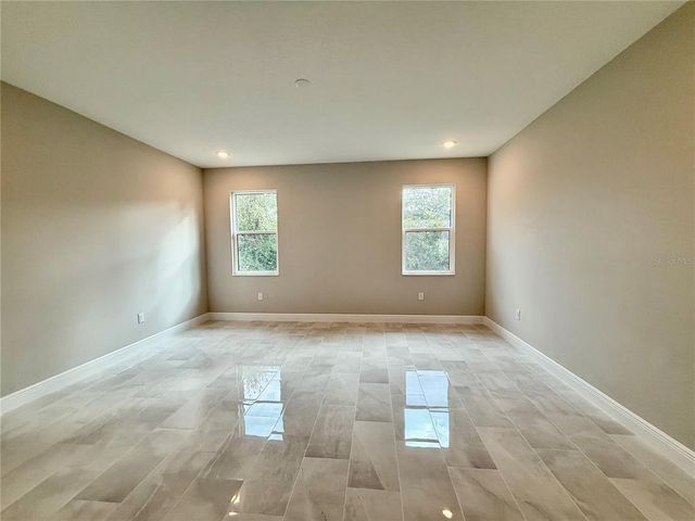 2046 WALLINGFORD LOOP, Mount Dora, FL 32757