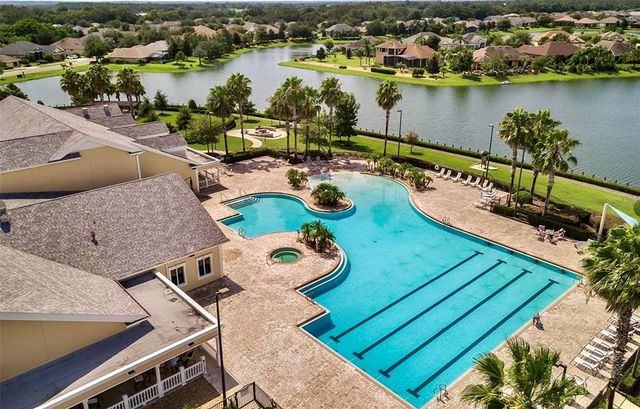 2046 WALLINGFORD LOOP, Mount Dora, FL 32757