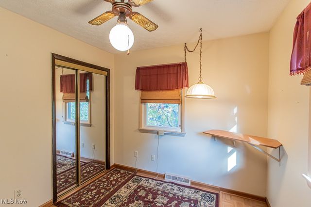 3120 Orchard Avenue SE, Warren, OH 44484